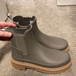 Hunter refined stitch Chelsea boots